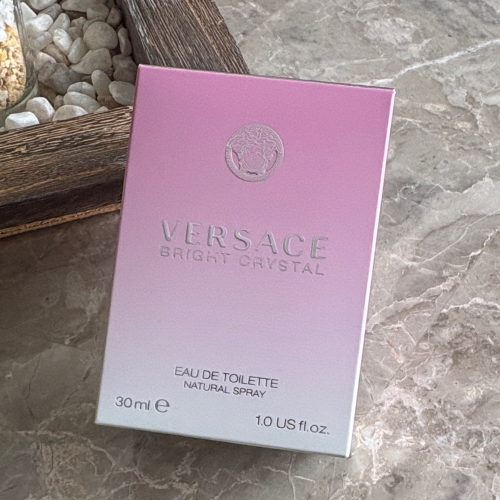 Versace Bright Crystal perfume